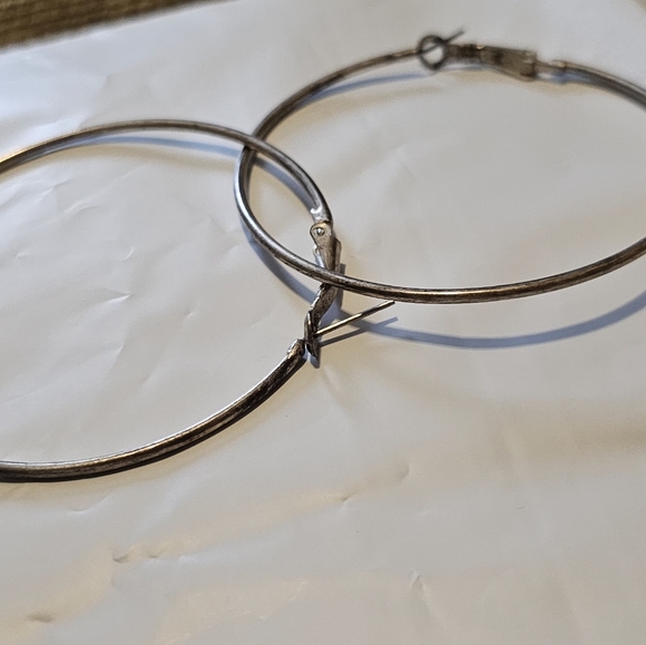 Six Pairs Hoop Earrings NWOT - Picture 7 of 7